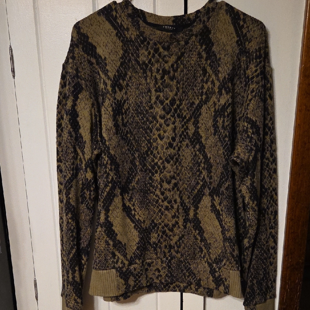 Twenty V-Neck Snake Print Sweater - Black and Brown
